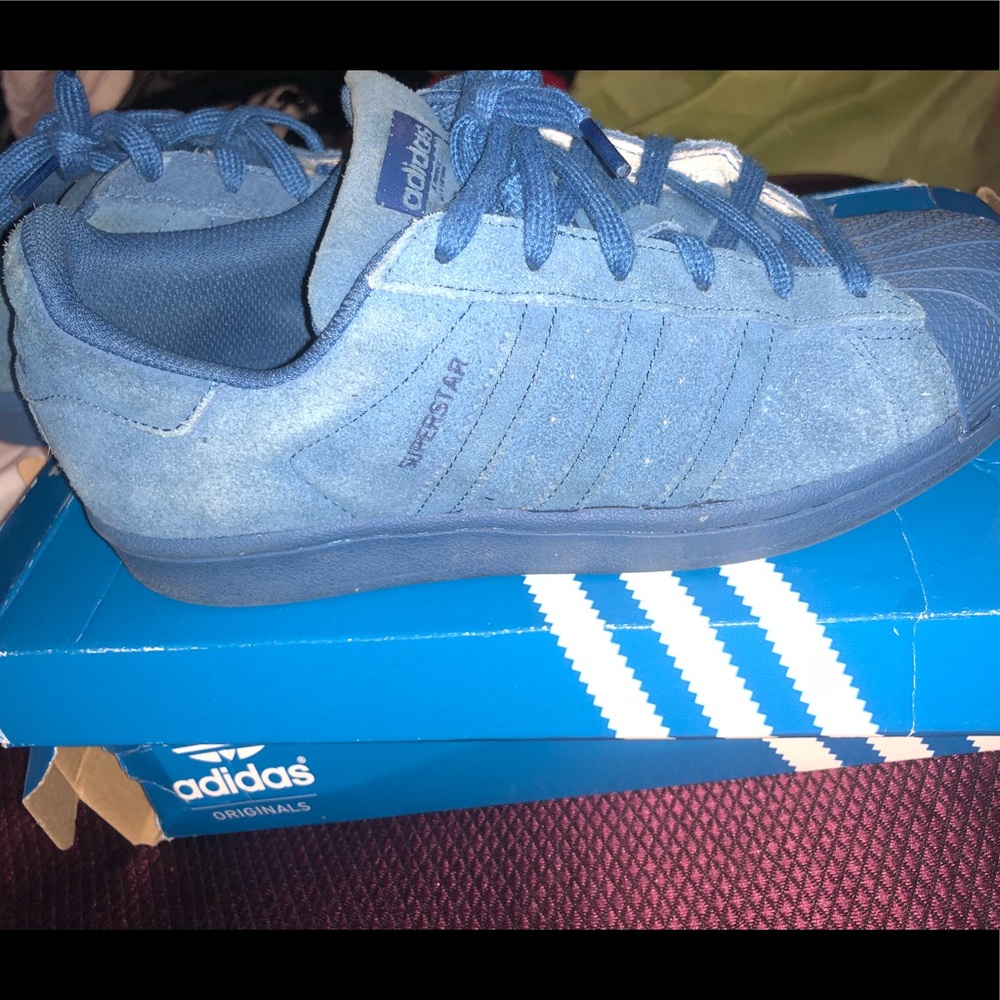 Blue superstar adidas !!!! Limited edition